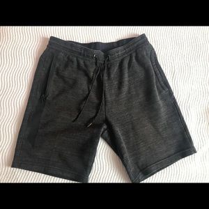 Men’s American eagle sweat shorts